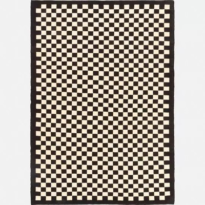 گلیم سوزنی دستباف چهار متری آذربایجان شطرنجی سیاه سفید